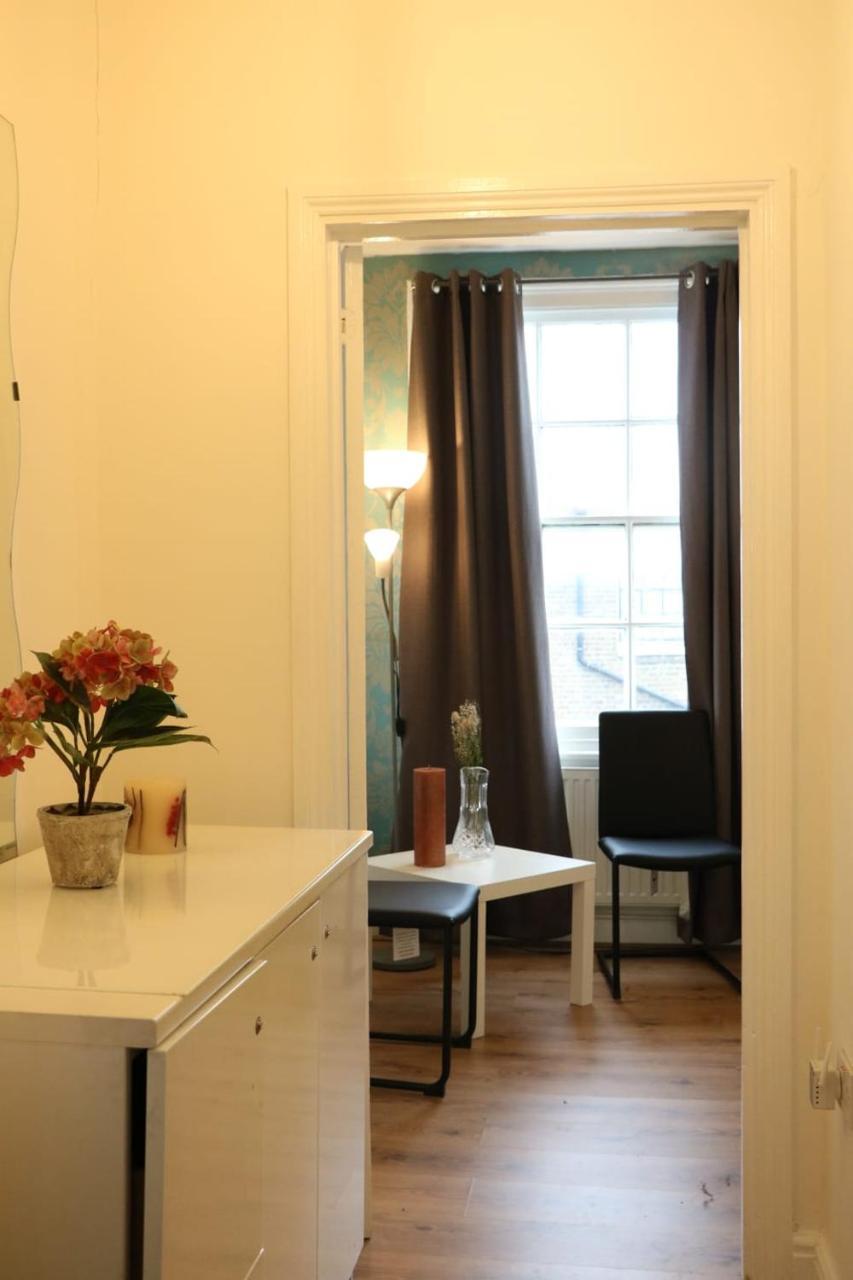 Victoria Style Flat Near Victoria Station Lejlighed London Eksteriør billede